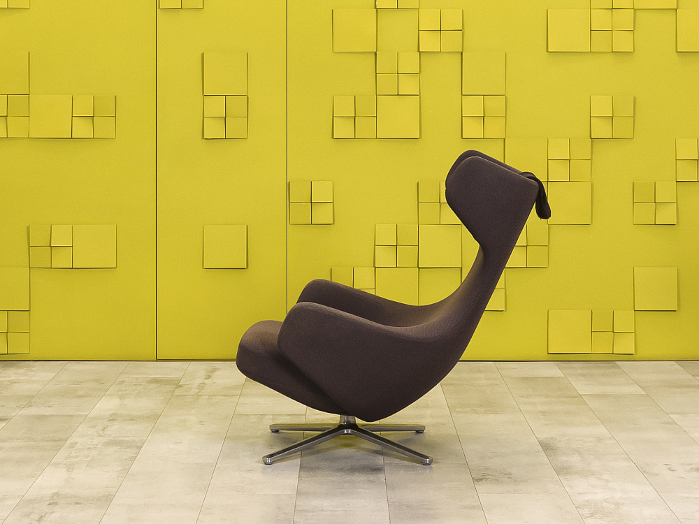 Комплект из 2-х мягких кресел Vitra Ткань Коричневый Швейцария  КНТК-24026