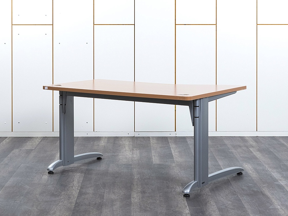 Офисный стол эргономичный SteelCase 1 400х1 000х750 ЛДСП Ольха   (СПЭЛл-30052)