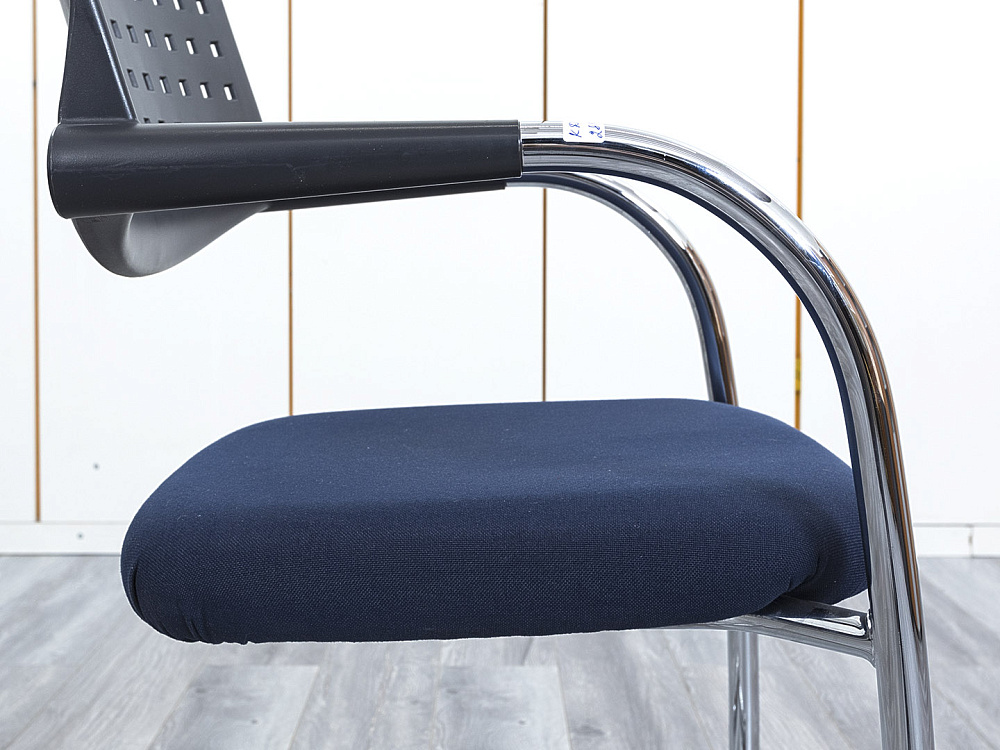 Конференц кресло для переговорной  Синий Ткань VITRA VISAVIS  (КДТН1-28113)