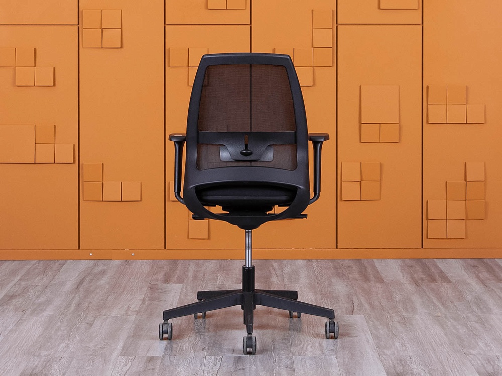 Офисное кресло для персонала  Profoffice ЛДСП Черный 4U Mesh  (КПСЧ-17045)