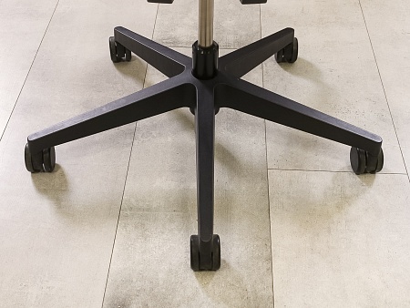 Офисное кресло для персонала на колесах BENE Ткань Серый Австрия_КПТС-150623