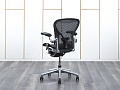 Офисное кресло руководителя  Herman Miller Сетка Черный Aeron B  (КРСЧ-04032)