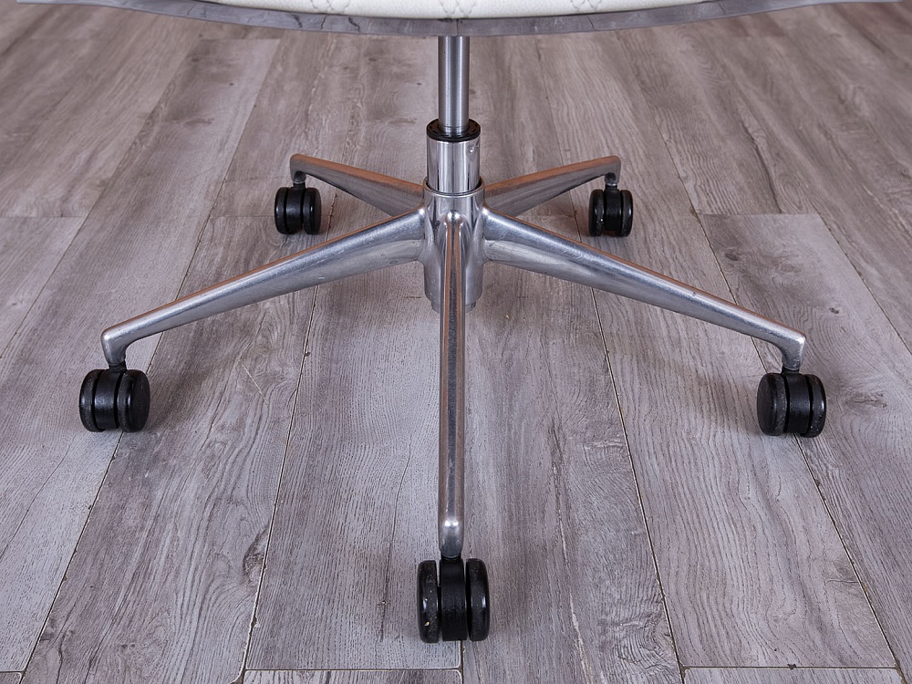 Офисное кресло для персонала  Kastel Кожа Белый   (КПКБ-28055)