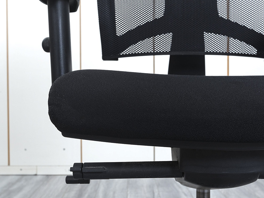 Офисное кресло для персонала  Sitland  Сетка Черный Team Strike  (КПСЧ-20054)