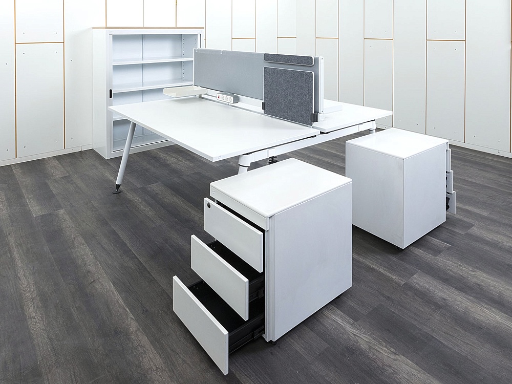 Комплект офисной мебели Herman Miller 1 600х1 650х1 180 ЛДСП Белый   (КОМБ-13112)