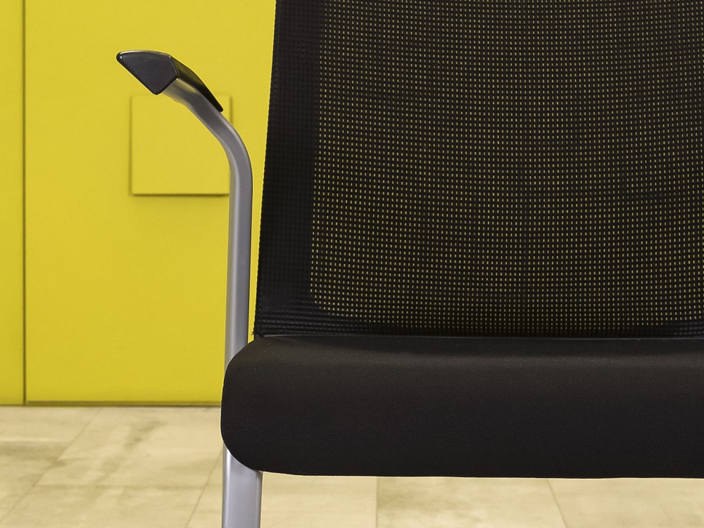 Конференц кресло для переговорной Reply Steelcase Ткань Чёрный Франция  КНТЧ-30016