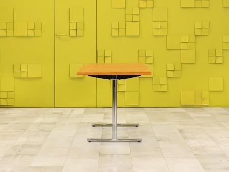 Офисный стол прямой 1400x700 ЛДСП Ольха Импорт_СППЛ1-060823