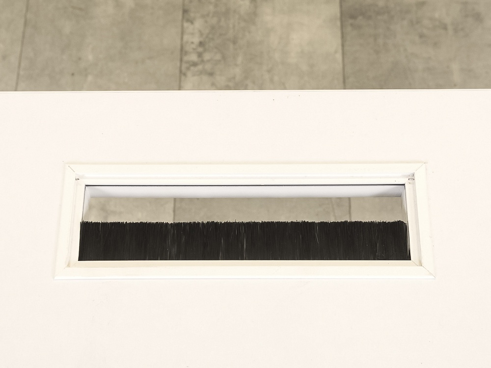 Комплект офисной мебели стол с тумбой  ЛДСП Белый  СППБТ-23036