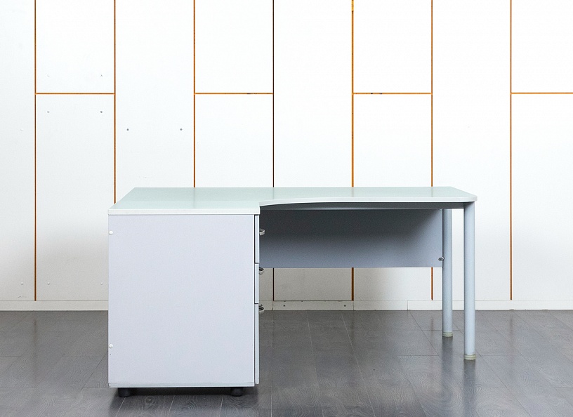 Комплект офисной мебели стол с тумбой  1 600х1 430х750 ЛДСП Серый   (СПУСКЛ-11090)