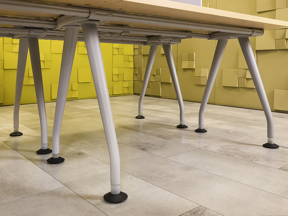 Комплект офисной мебели на 4 человека  KNOLL ЛДСП Клен США  ГКВ1-24076