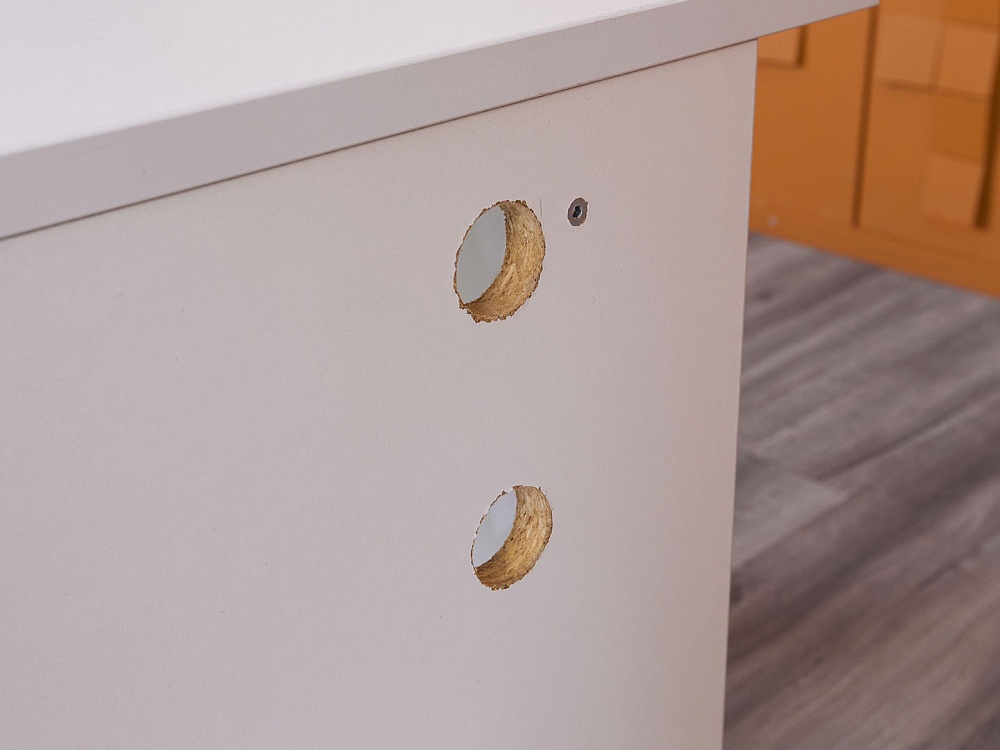 Офисный стол прямой  905х720х750 ЛДСП Белый   (СППБ-18085)