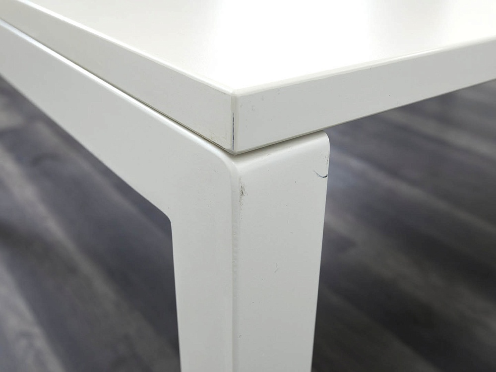 Офисный стол для переговоров Herman Miller 2 400х1 400х750 ЛДСП Белый   (СГПБк-02122)
