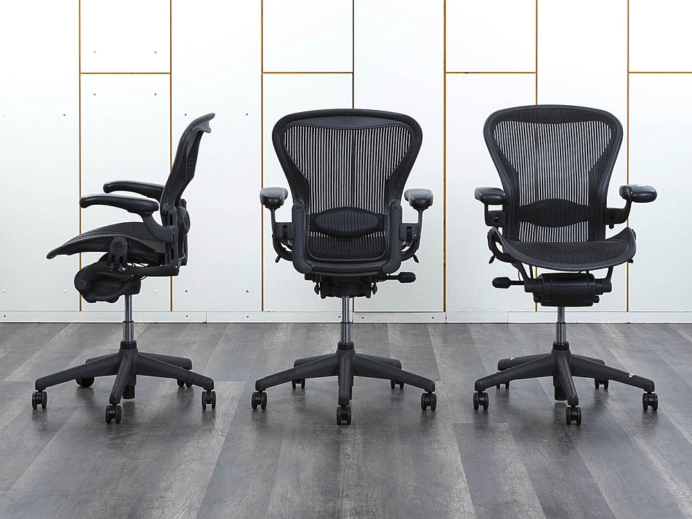 Офисное кресло руководителя  Herman Miller Сетка Черный Aeron  (КРСЧ-25072)