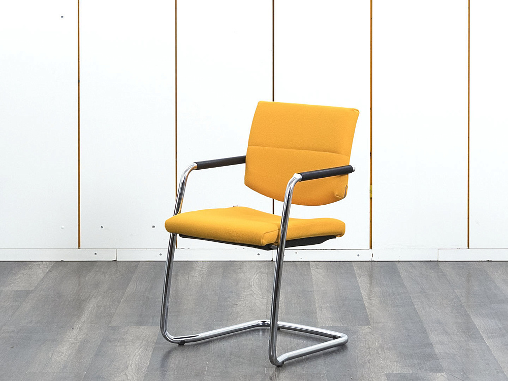 Конференц кресло для переговорной  Желтый Ткань LD Seating   (УДТЖ-07083)