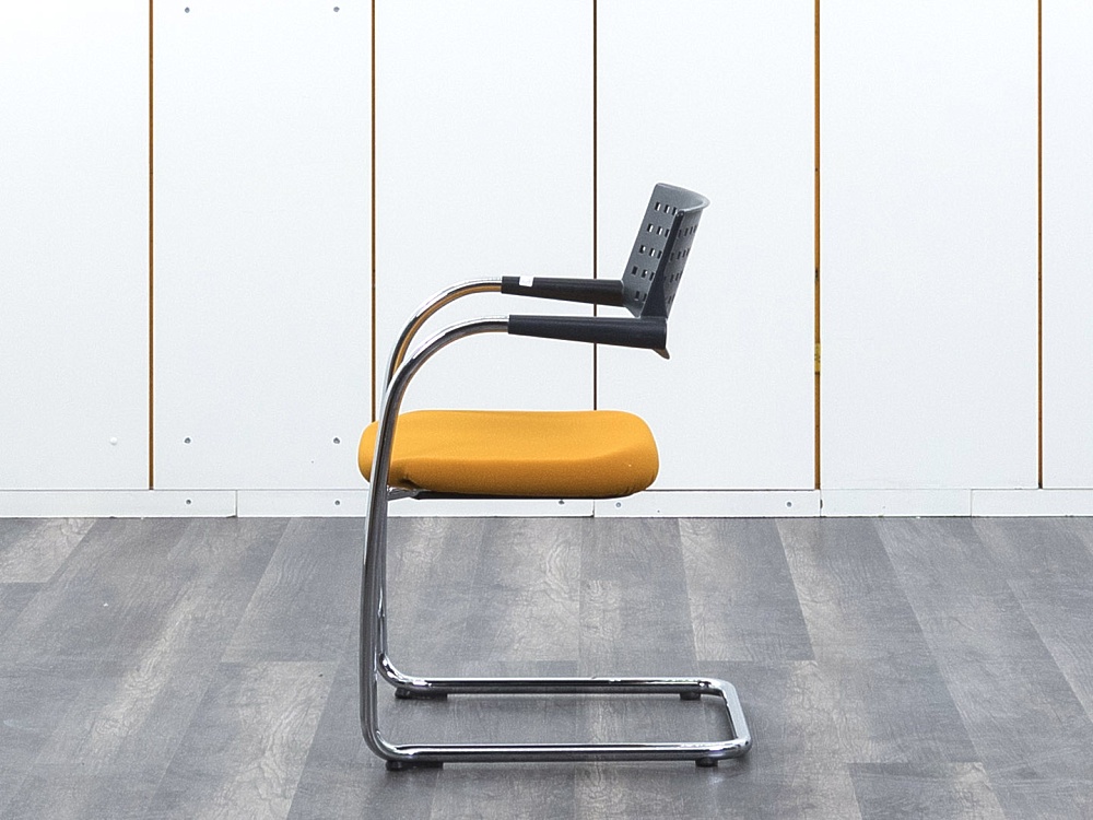 Конференц кресло для переговорной  Оранжевый Ткань VITRA   (УДТО-21032)