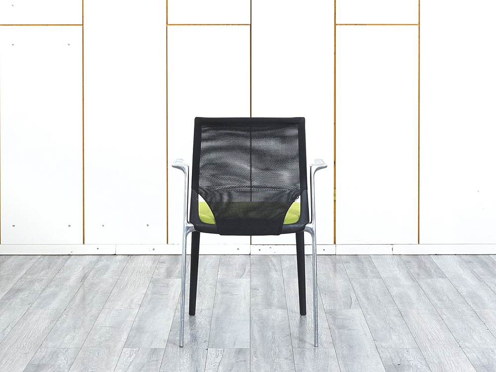 Конференц кресло для переговорной  Зеленый Сетка VITRA MedaSlim  (УНСЗ-23074)