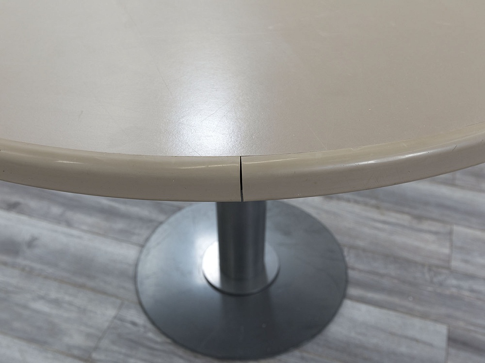 Офисный стол для переговоров  1 060х1 060х740 ЛДСП Серый   (СГКС1-27084)