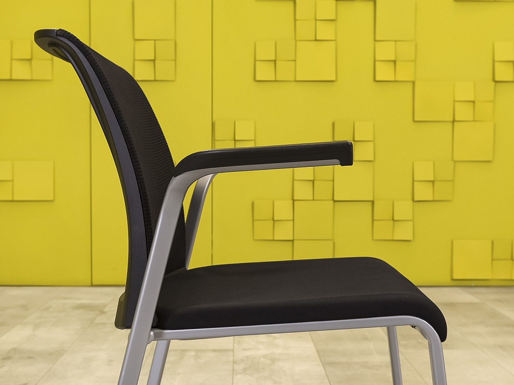 Конференц кресло для переговорной Reply Steelcase Ткань Чёрный Франция  КНТЧ-30016