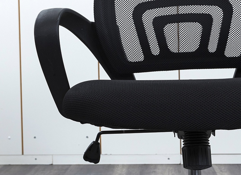 Офисное кресло для персонала  LARK Сетка Черный   (КПСЧ2-30052)