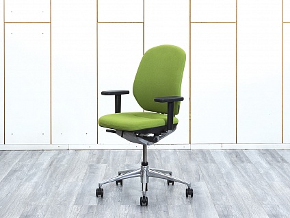 Офисное кресло для персонала  VITRA Ткань Зеленый   (КПТЗ-11014)