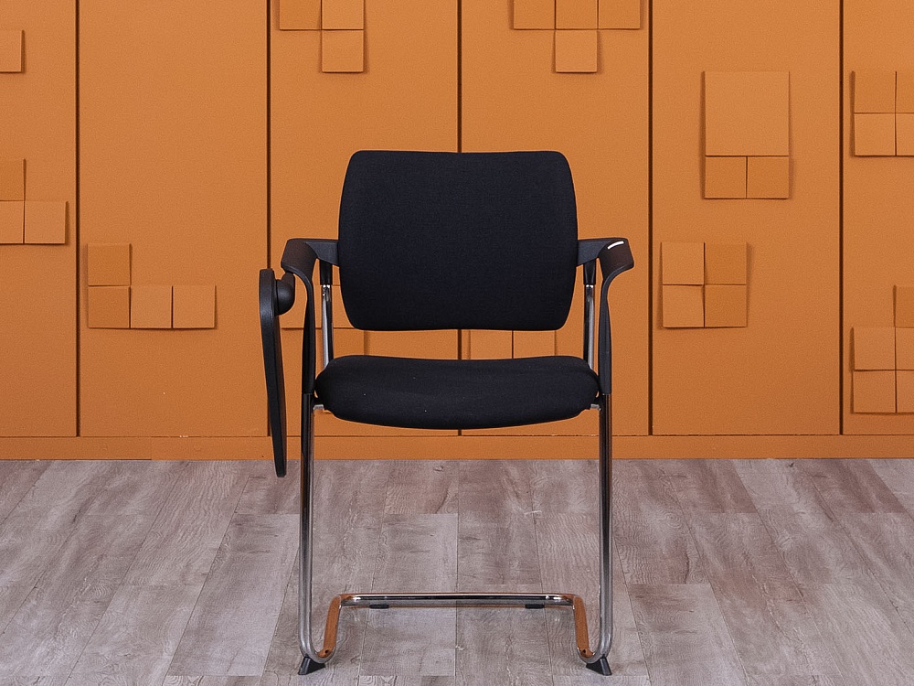 Конференц кресло для переговорной  Черный Ткань LD Seating DREAM 130B-N4  (КДТЧ-27025)