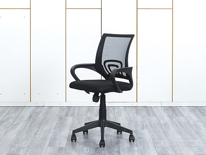 Офисное кресло для персонала  LARK Сетка Черный   (КПСЧ-25054)