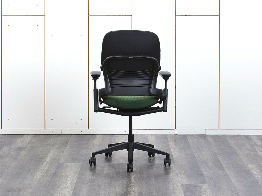 Офисное кресло руководителя  SteelCase Ткань Зеленый Leap B  (КРТЗ-07072)