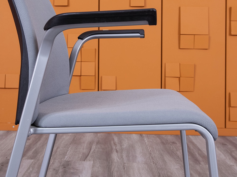 Конференц кресло для переговорной  Серый ЛДСП SteelCase   (КНТС-30045)