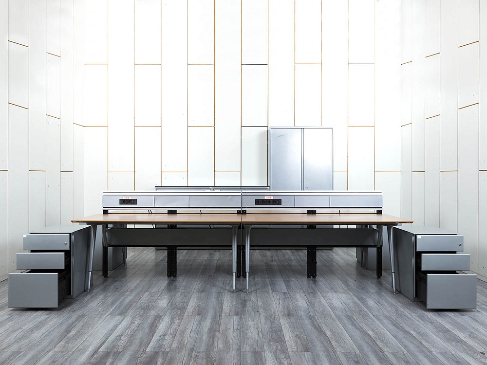 Комплект офисной мебели Herman Miller 3 200х1 800х1 000 ЛДСП Орех   (КОМХ-17082)