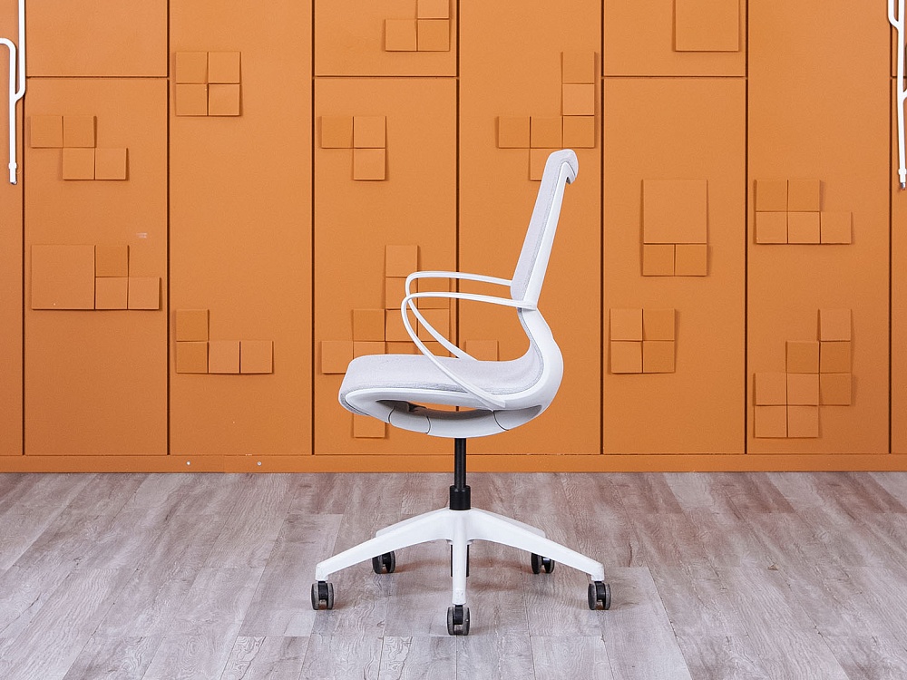 Офисное кресло для персонала  Profoffice Ткань Серый Marics  (КПТС1-14091)