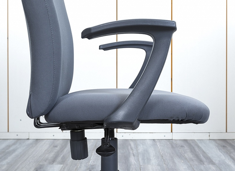 Офисное кресло для персонала   Ткань Серый   (КПТС-20123)