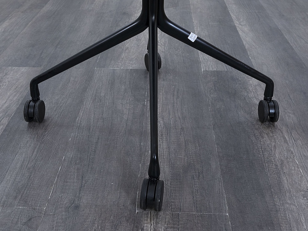 Конференц кресло для переговорной  Серый Ткань Herman Miller   (УНТС-28043)