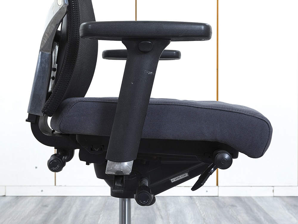 Офисное кресло руководителя  Dauphin Ткань Синий   (КРТН1-13123)