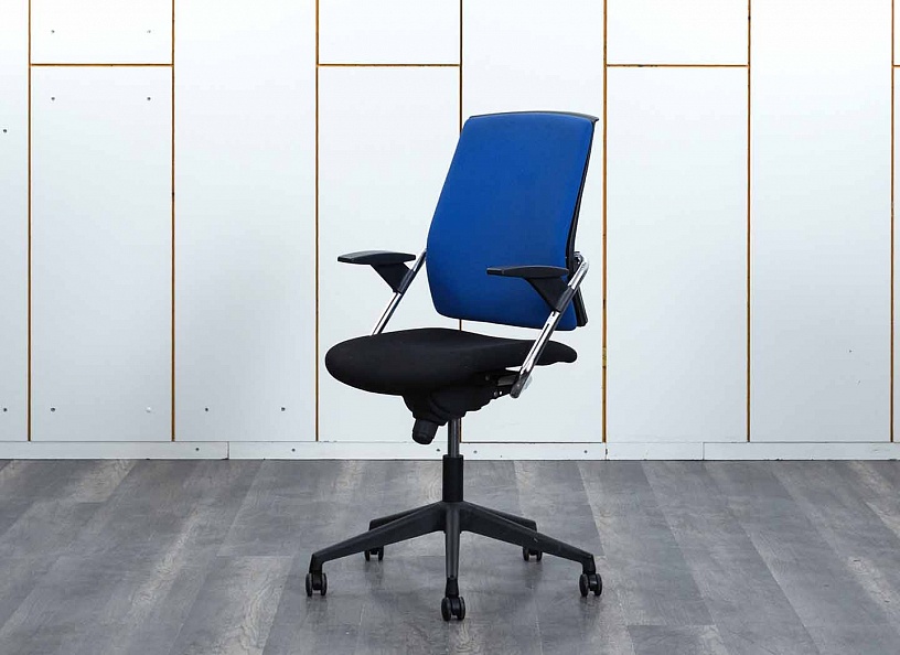 Офисное кресло руководителя   Ткань Синий   (КРТН-17023)
