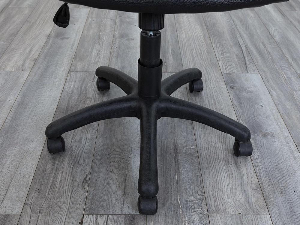 Офисное кресло руководителя   Ткань Черный   (КРТЧ1-01094)