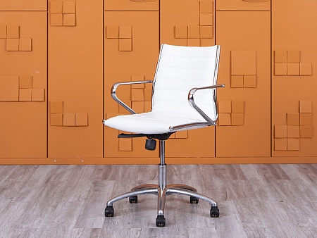 Офисное кресло руководителя  Sitland  Кожа Белый   (КПКБ-27062)