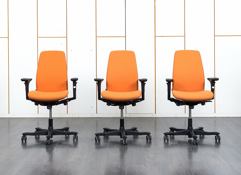 Офисное кресло для персонала  Kinnarps Ткань Оранжевый 5000  (КПТО-24110уц)