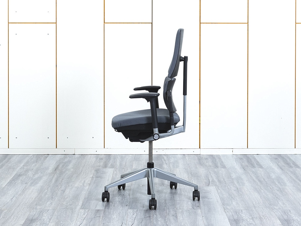 Офисное кресло руководителя  SteelCase Ткань Серый Please 2 Ergonomic  (КРТС-14113)