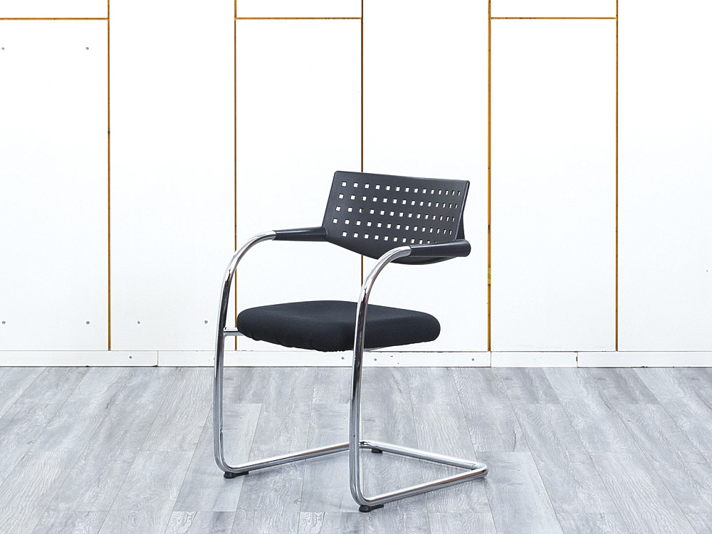 Конференц кресло для переговорной  Черный Ткань VITRA VISAVIS  (КДТЧ-28113)