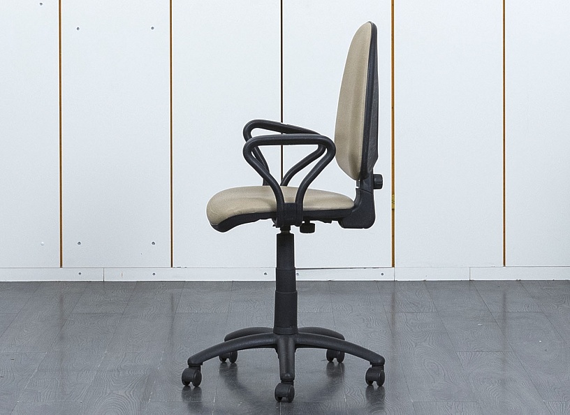 Офисное кресло для персонала   Кожзам Бежевый   (КПКБ-27091)