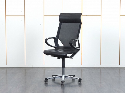 Офисное кресло руководителя  Wilkhahn  Кожа/металл Черный Modus   (КРКЧ3-03110)