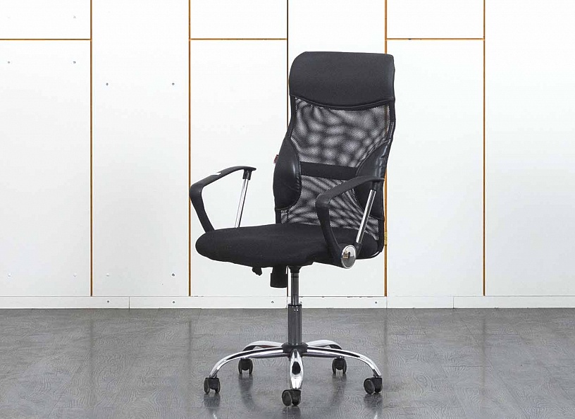 Офисное кресло руководителя   Ткань Черный   (КРТЧ-26041)