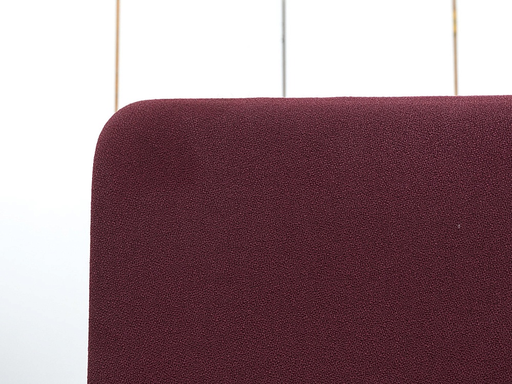 Офисное кресло руководителя  SteelCase Ткань Красный Please 2  (КРТК-21034)