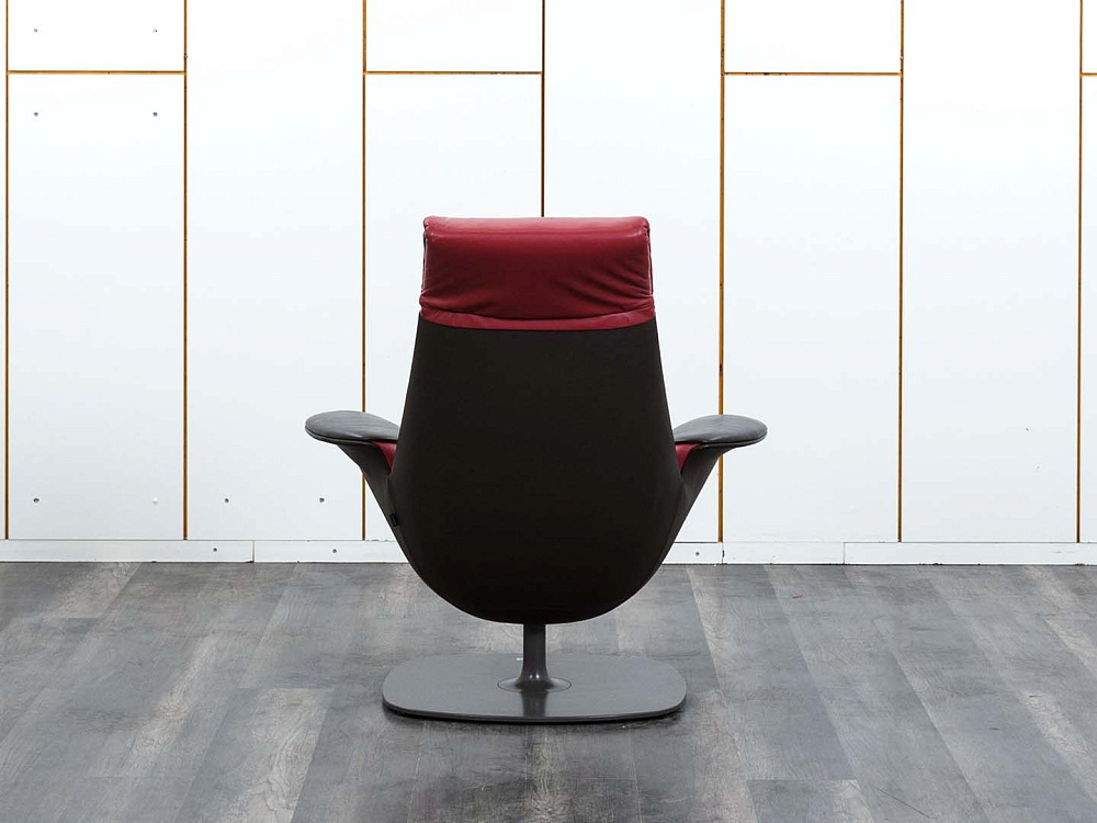 Мягкое кресло SteelCase Кожа Красный Massaud Lounge Chair  (КНКК-14045)