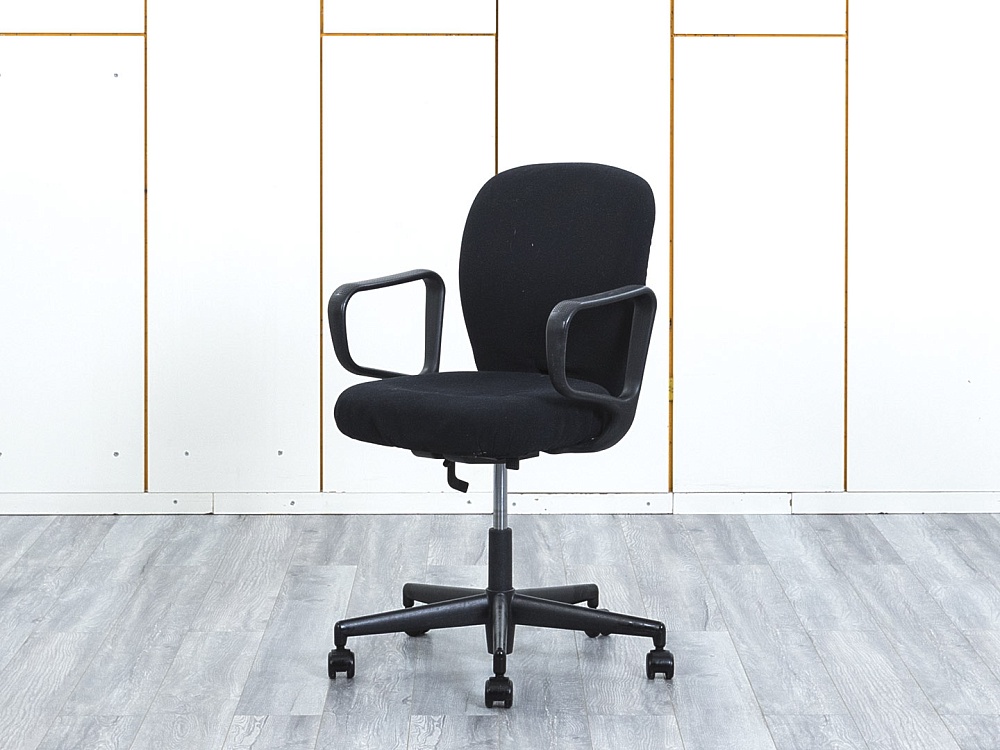 Офисное кресло для персонала  VITRA Ткань Черный   (КПТЧ-05123)