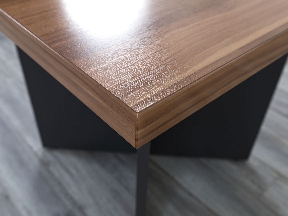 Офисный стол для переговоров  900х900х755 ЛДСП Зебрано Сенатор  (СГПЗ-07114)