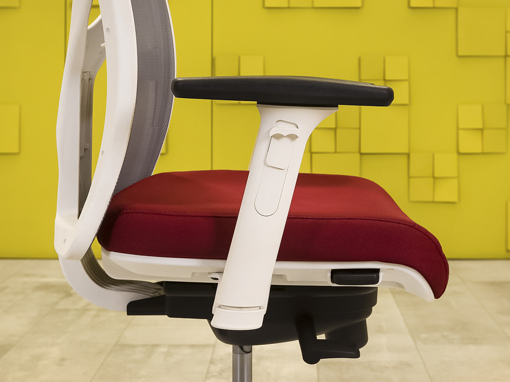 Офисное кресло для персонала на колесах  Sitland Ткань Красный Италия  КПТК-13076