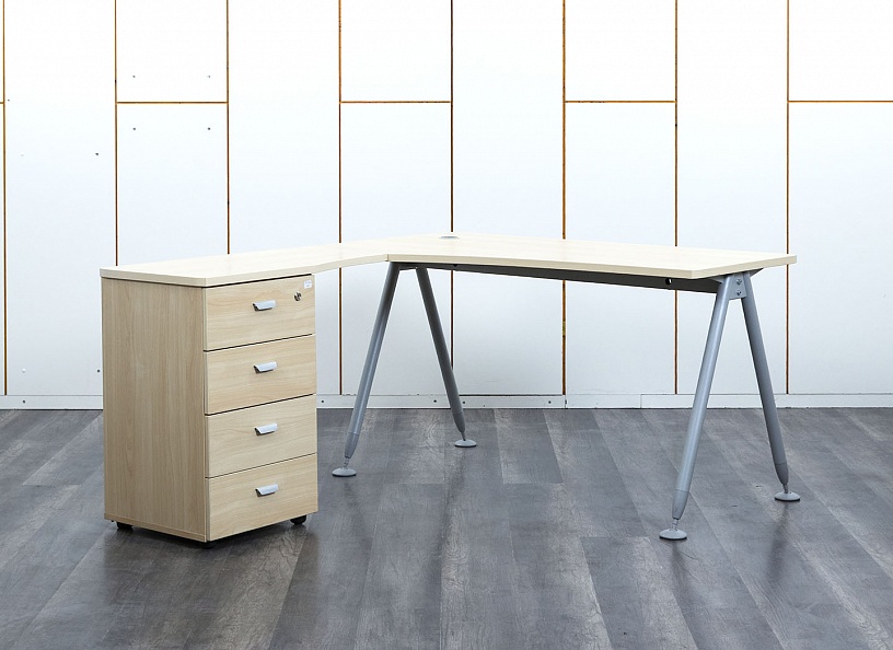 Комплект офисной мебели стол с тумбой  1 400х1 600х750 ЛДСП Клен   (СПУВ2Кл-13033)