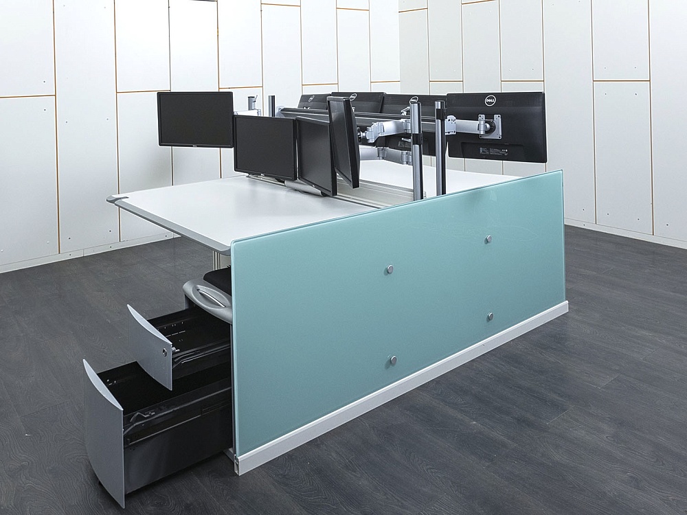 Комплект офисной мебели Technology Desking 2 050х1 330х720 ЛДСП Серый   (КОМС-01101)