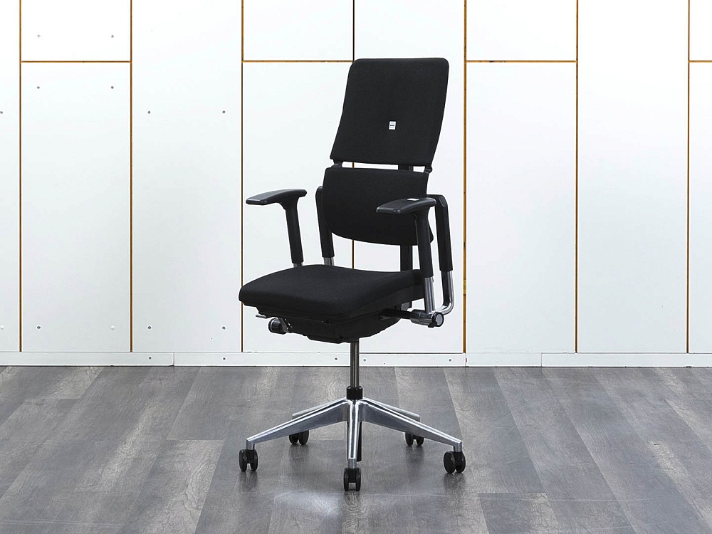 Офисное кресло руководителя  SteelCase Ткань Черный Please 2 Ergonomic  (КРТЧ-17113)
